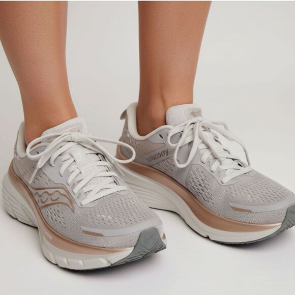 Womens Saucony Guide 18 Oats Training Running Shoes Size US 6.5 - Picture 1 of 12